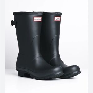 Women’s black hunter boots - adjustable calf - midi height size 43